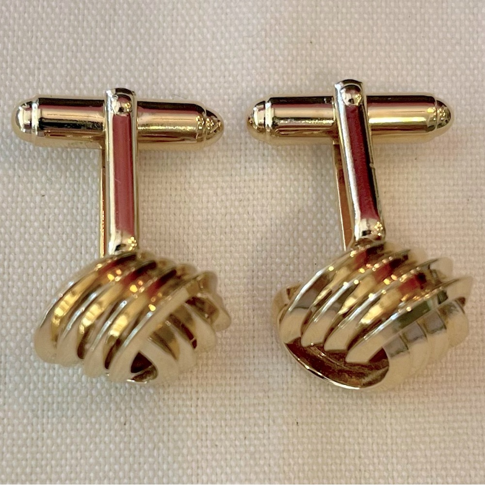 Gold Knot Cufflinks